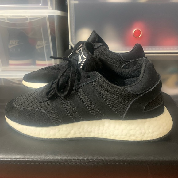 Adidas black sneaker - Picture 2 of 6